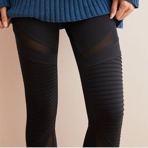 AERIE MOVE HIGH WAISTED MOTO 7/8 LEGGING
